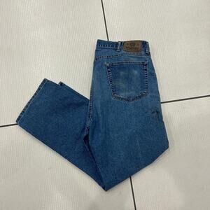 Wrangler blue denim straight leg